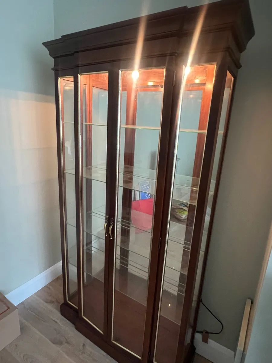 Vintage Philip Reinisch 1972 Curio Cabinet - Image 4