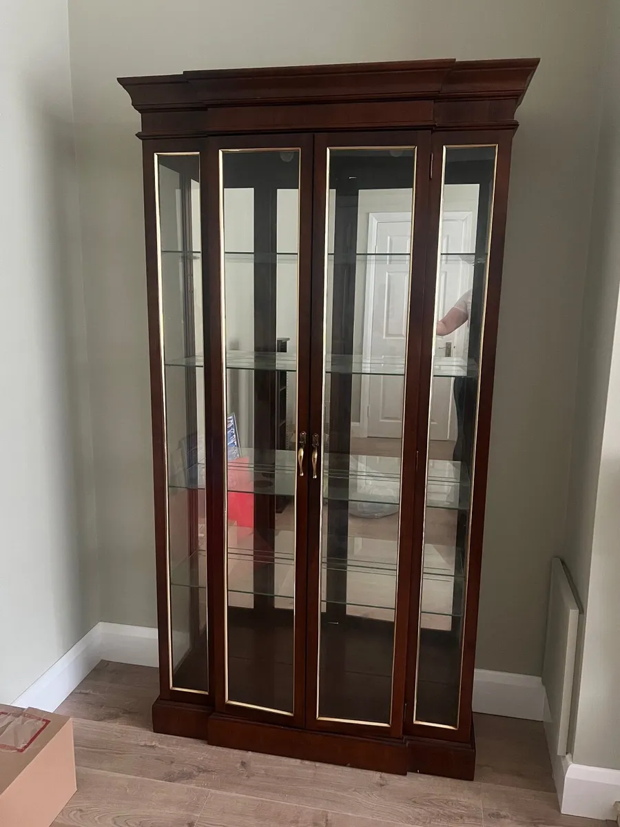 Vintage Philip Reinisch 1972 Curio Cabinet - Image 1