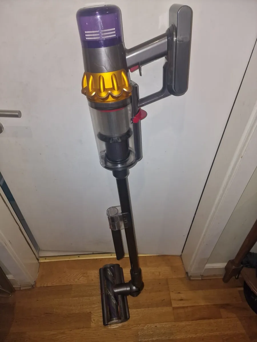Dyson V15 - Image 2