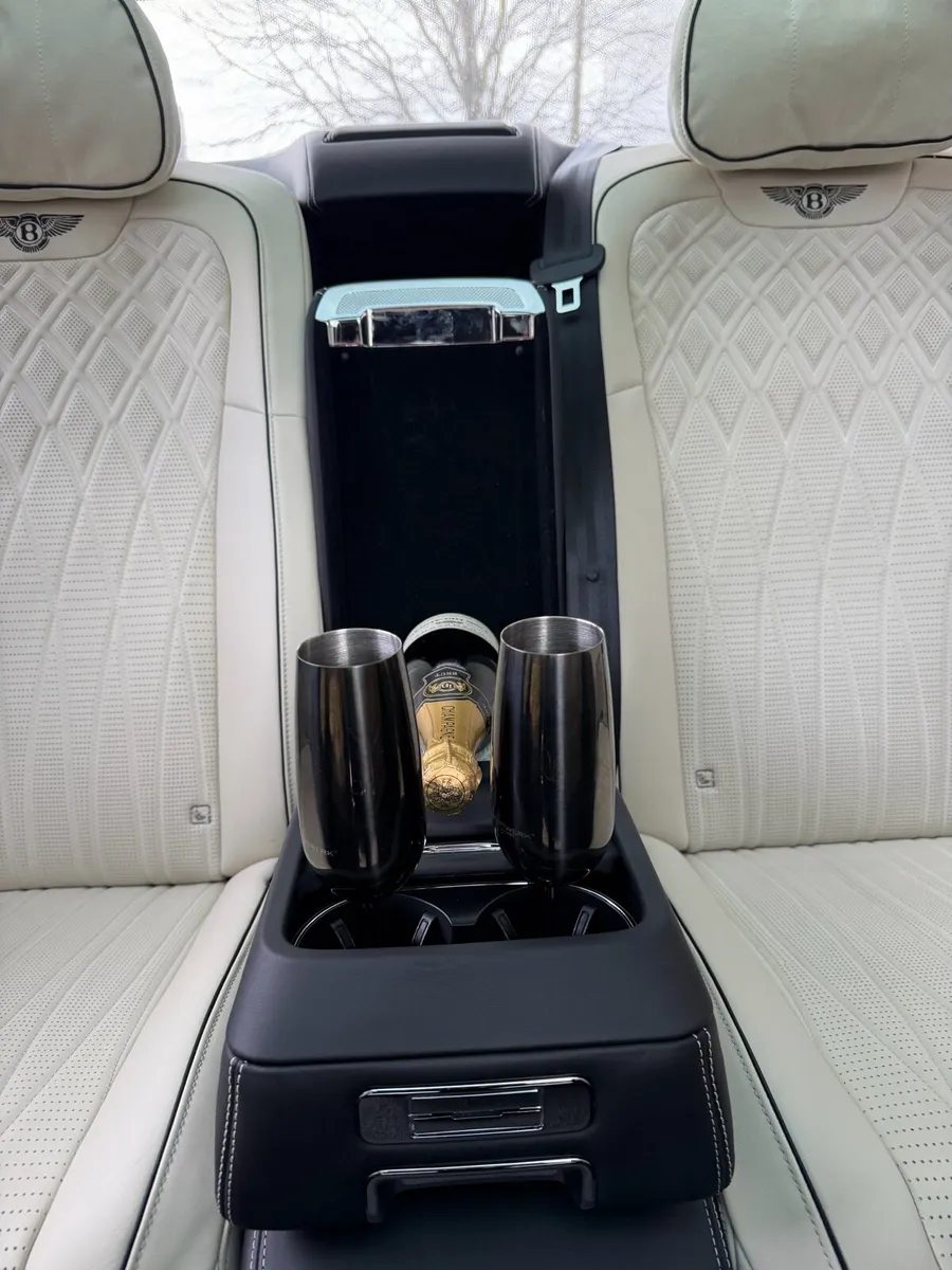 Chauffeur Bentley. - Image 4