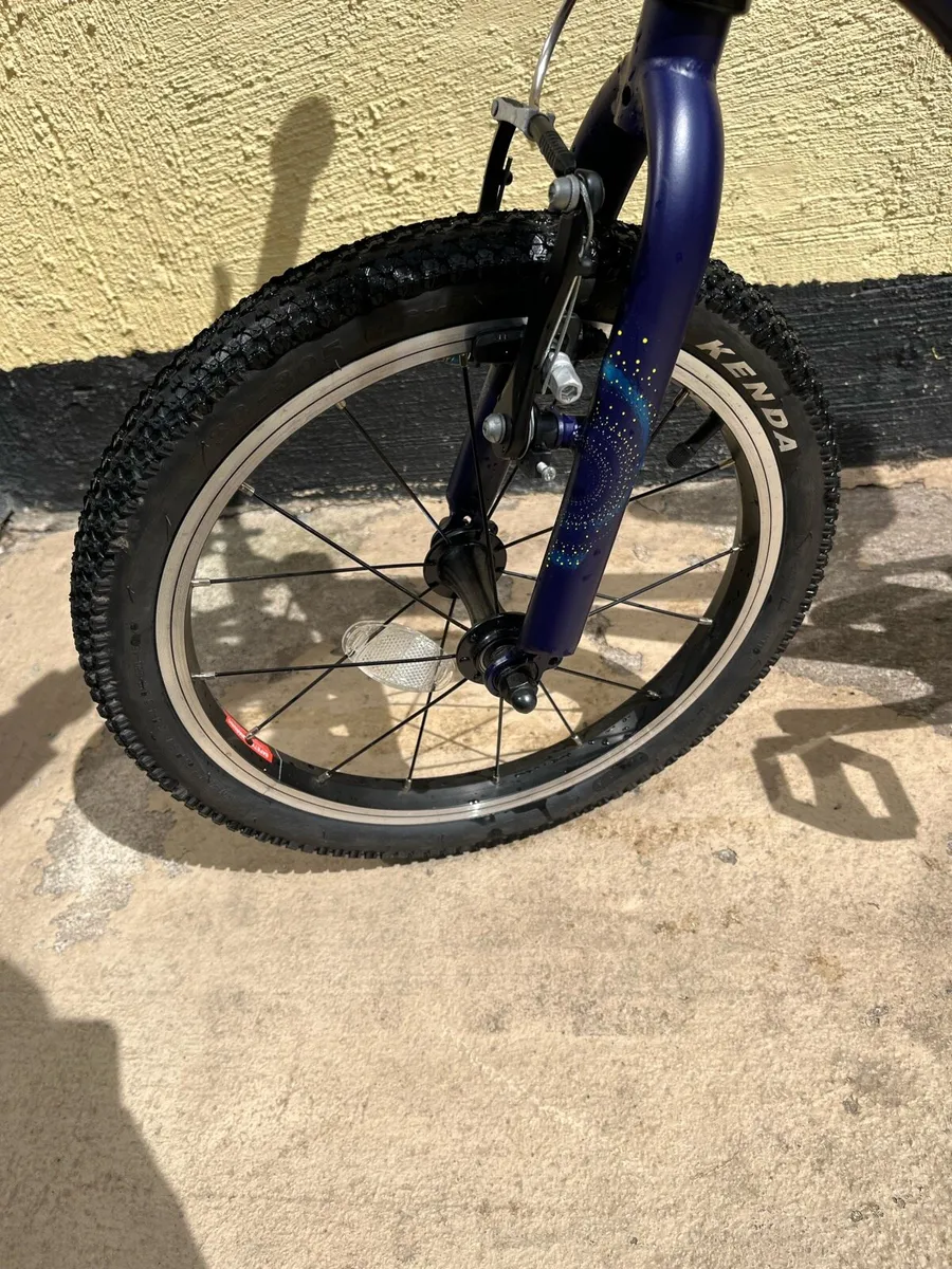 Carrera Cosmos 16’’ - Lightweight Kids Bike - Image 2