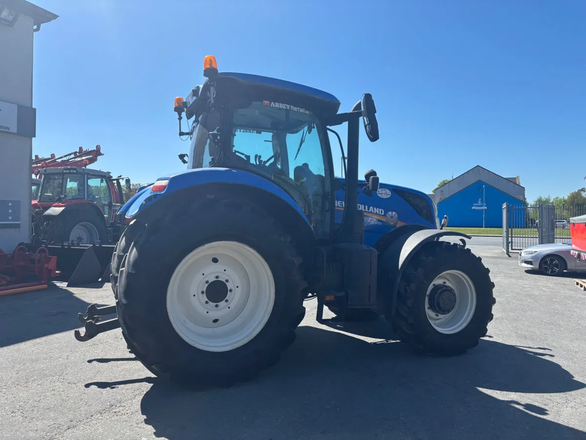 New Holland T7.210 - Image 4