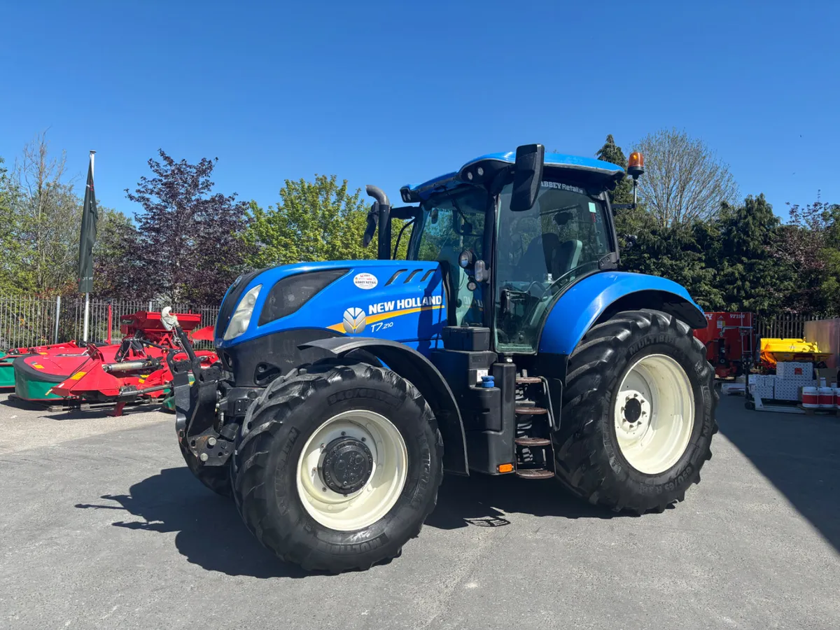 New Holland T7.210 - Image 2