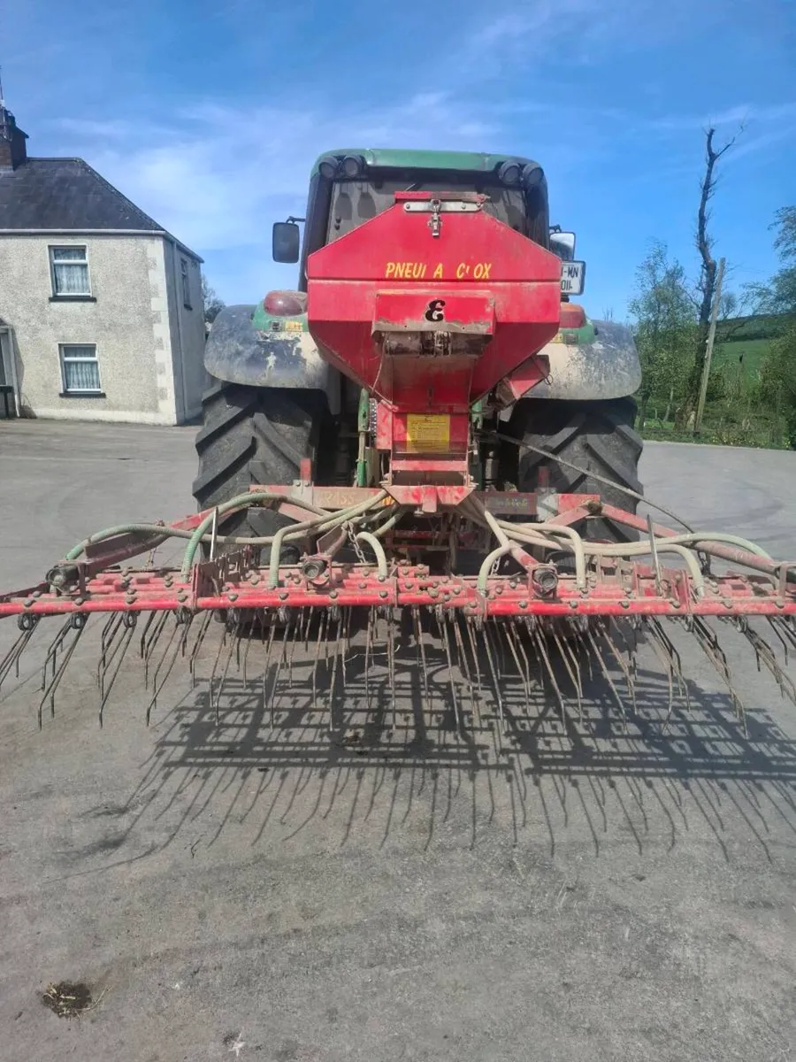Air seeder - Image 2