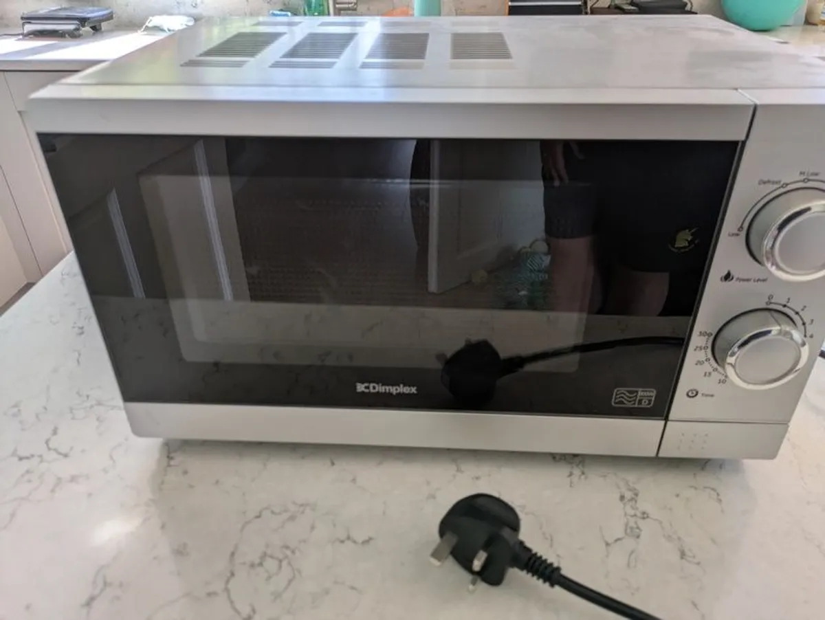 microwave and air fryer - Image 1