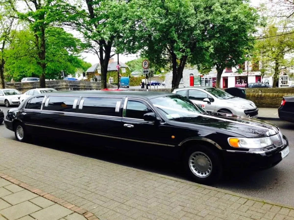 Lincoln stretch limo - Image 4