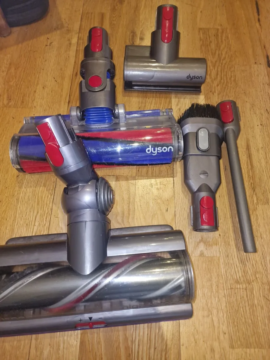 Dyson V11 Absolute - Image 2