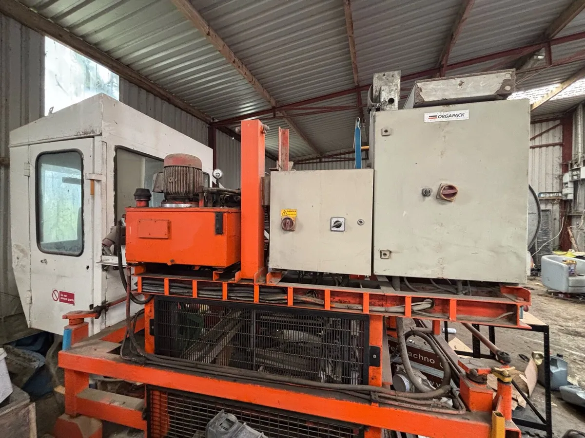 Finlay mobile strapping machine - Image 3