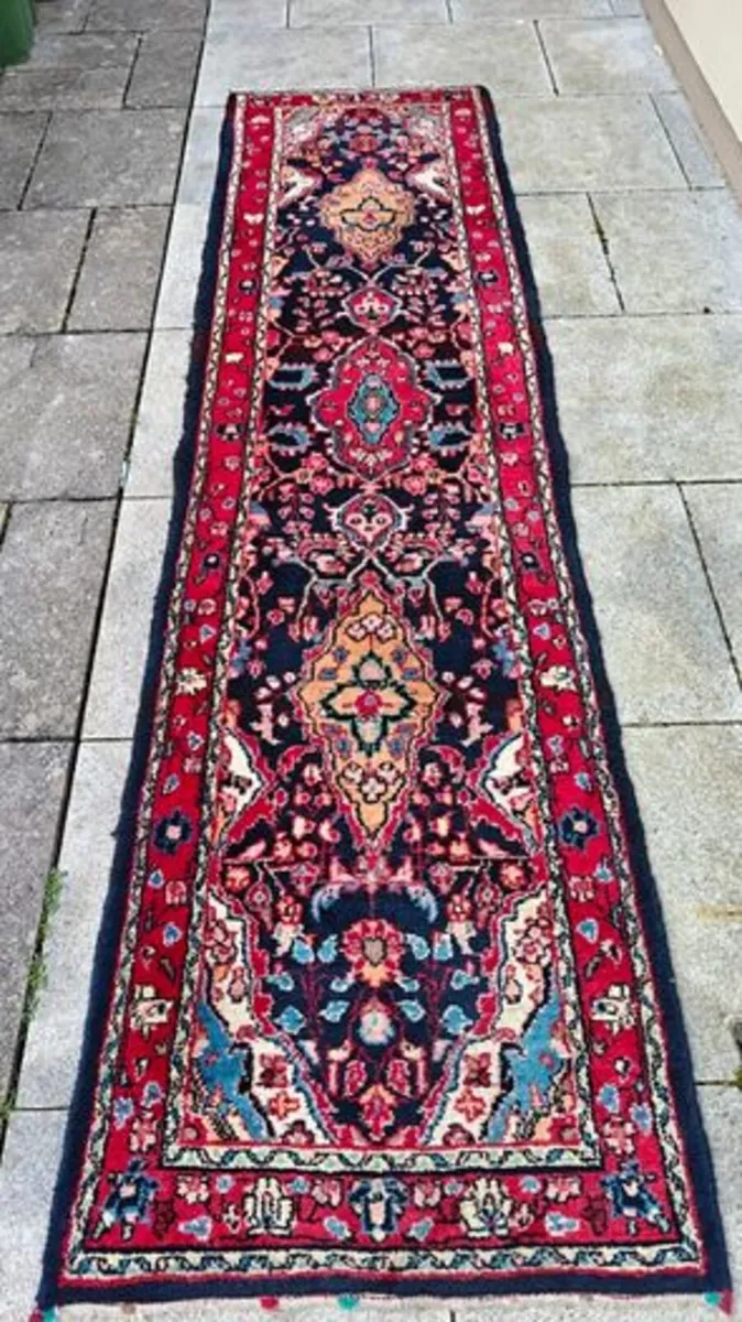 Pretty 11ft Perser Lillian knotted wool runner rug - Image 2