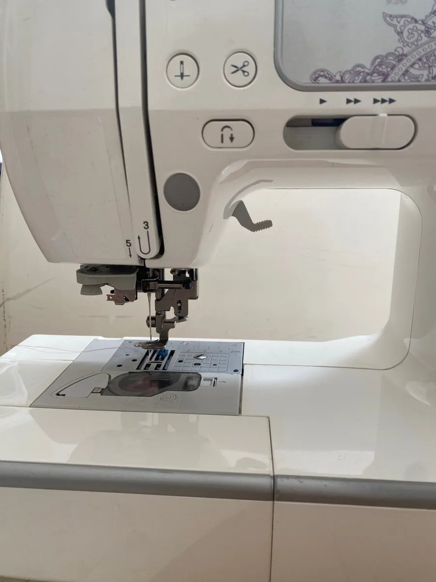 Sewing Machine Brother Innov-is 950 - Image 4