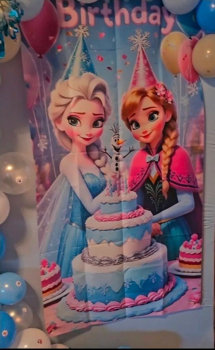 Princesses frozen elsa dress And back drop backgro - Image 4