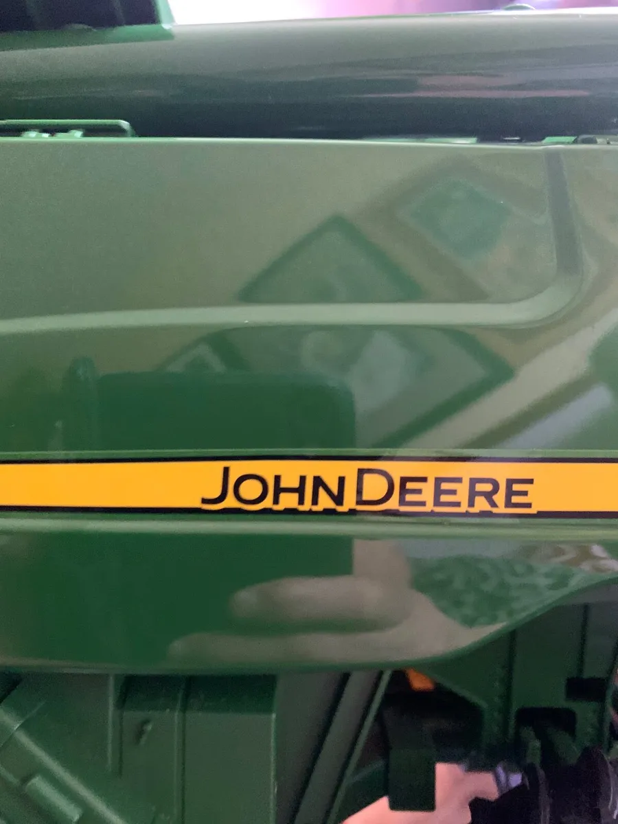 Child’s John deere combine harvester - Image 4