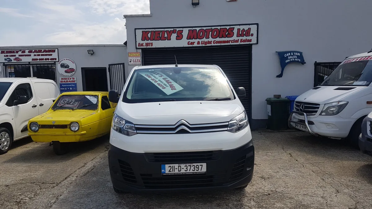 Citroen Dispatch 211D LWB HI SPECK LOW KM VAT INVO - Image 2