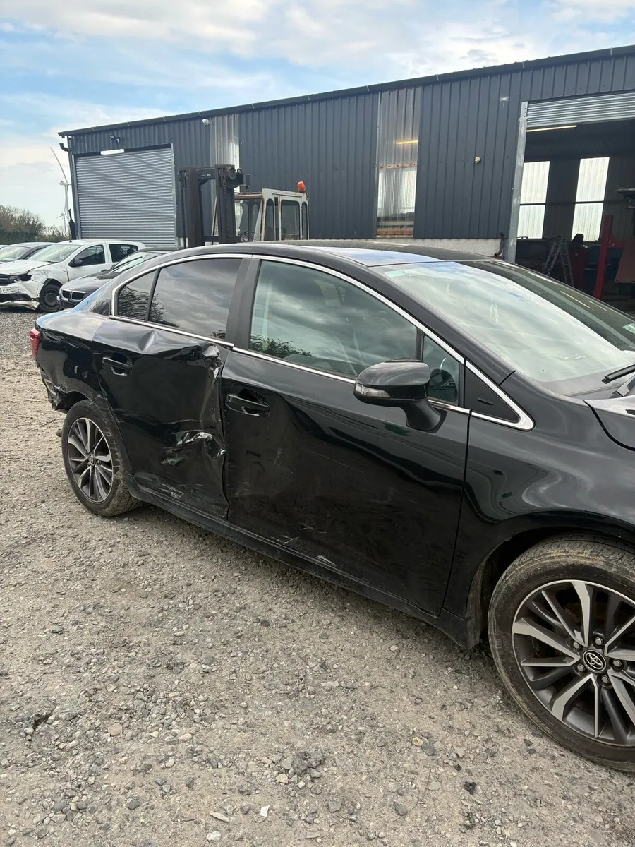 2016 Toyata Avensis (Repairable) - Image 3