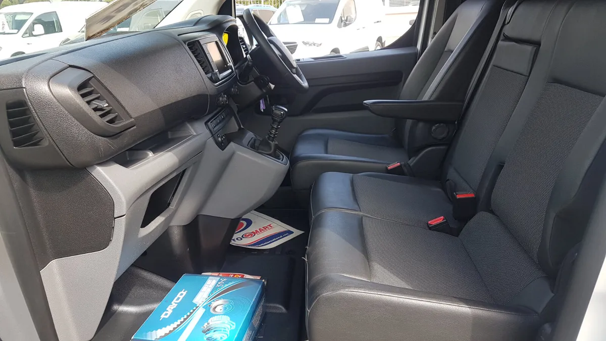 Citroen Dispatch 211D LWB HI SPECK LOW KM VAT INVO - Image 4