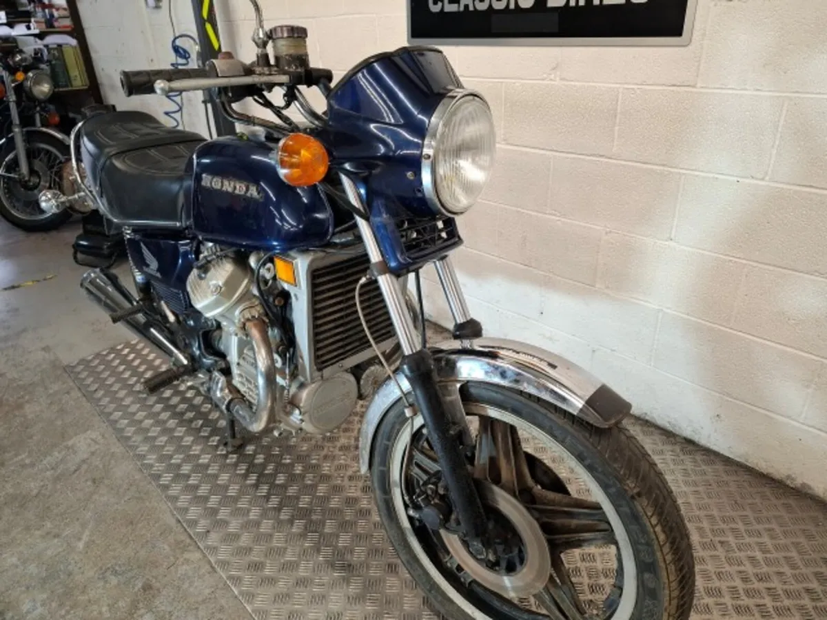 Honda CX500 1982 - Image 2