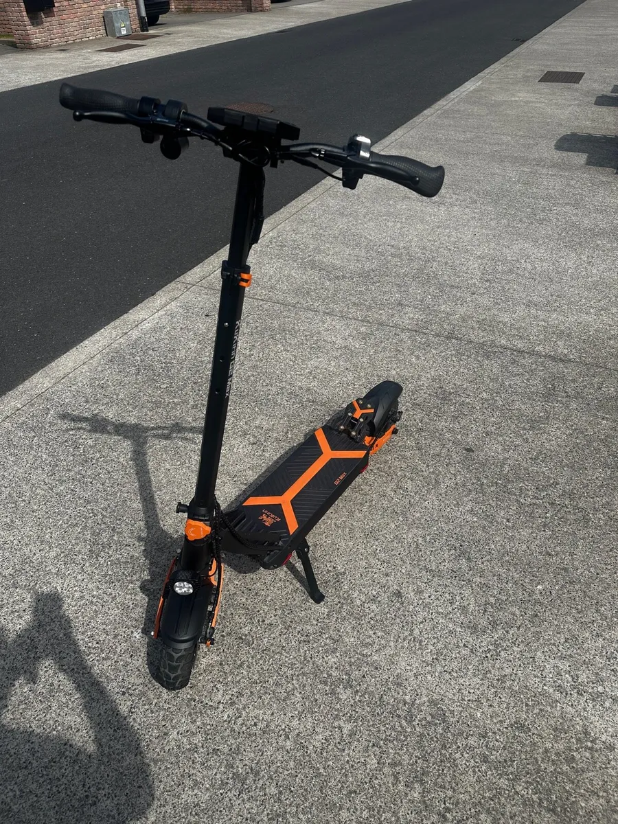 KuKirin (Kugoo) G2 Max Electric Scooter - Image 1