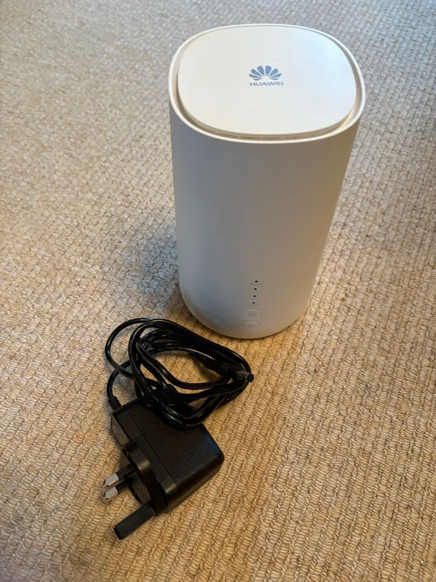 Vodafone Gigacube mobile broadband modem - Image 1
