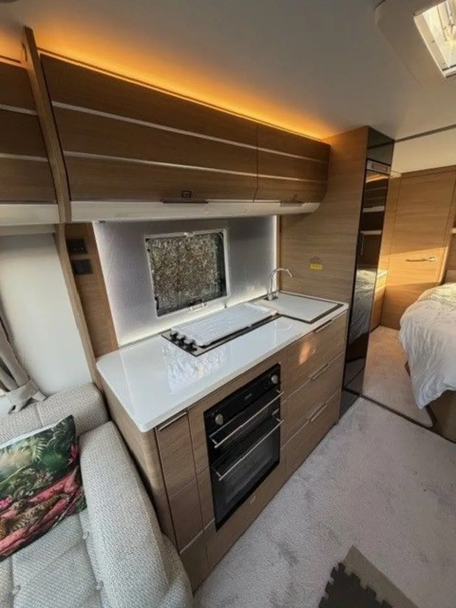 Adria Adora Thames - Image 2