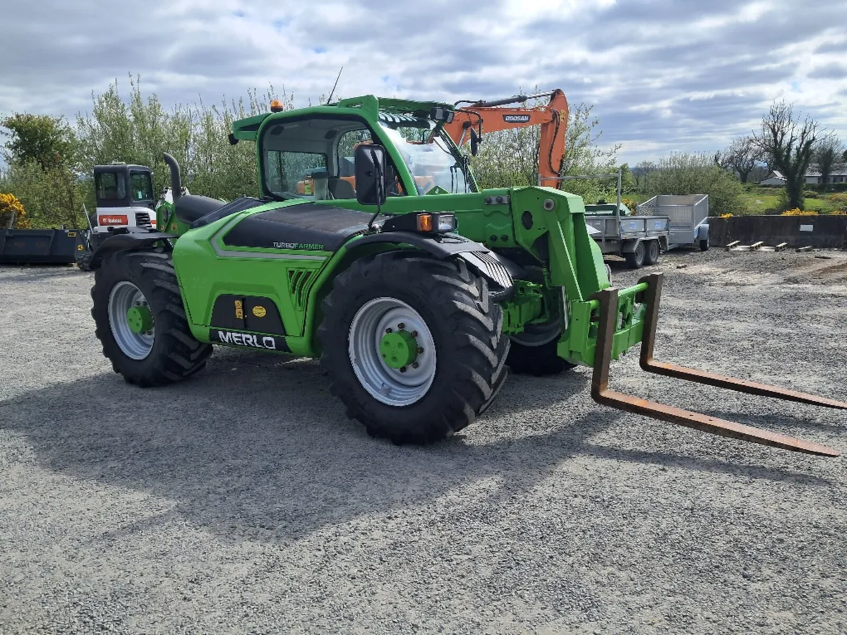 2016 Merlo 35.7 telehandler - Image 3