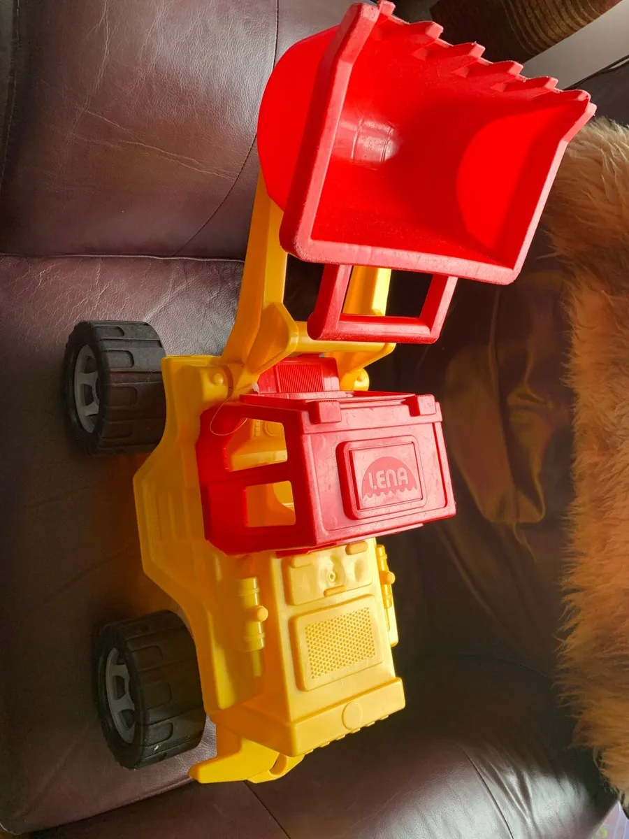Child’s Digger - Image 1