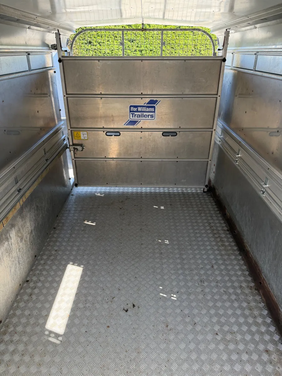 Ifor Williams livestock trailer - Image 1