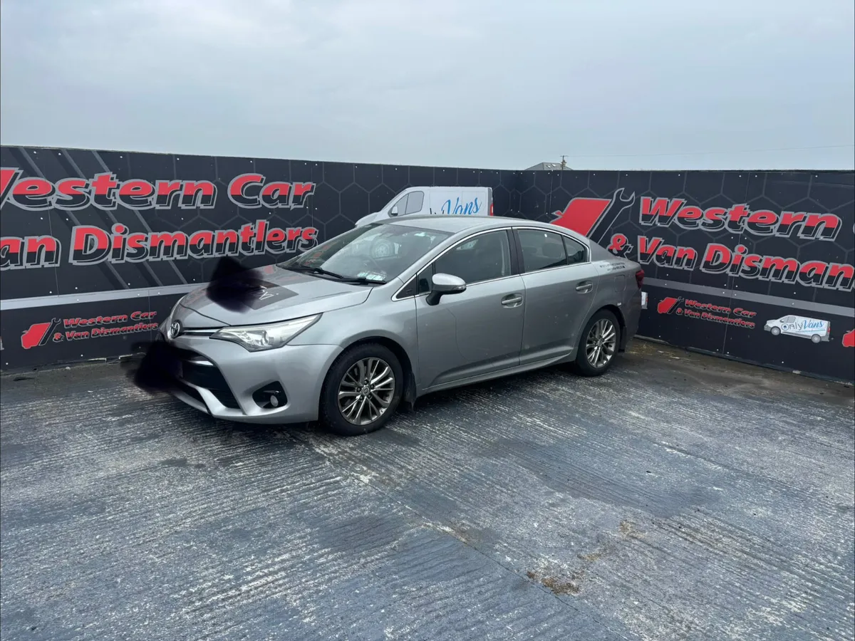 2017 Toyota Avensis 2.0 d4d for dismantling