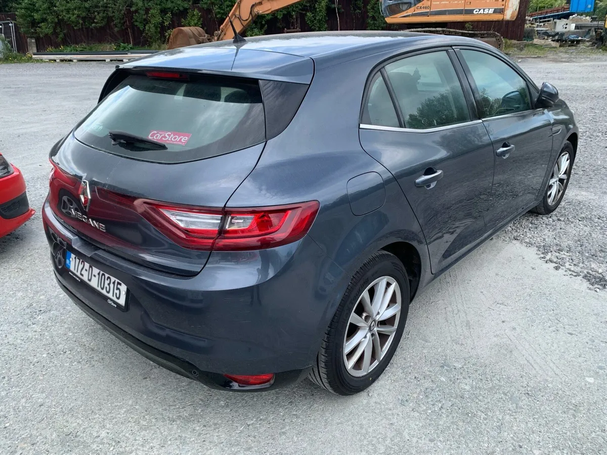 2017 Renault Megane Dynamique Nav diesel - Image 3