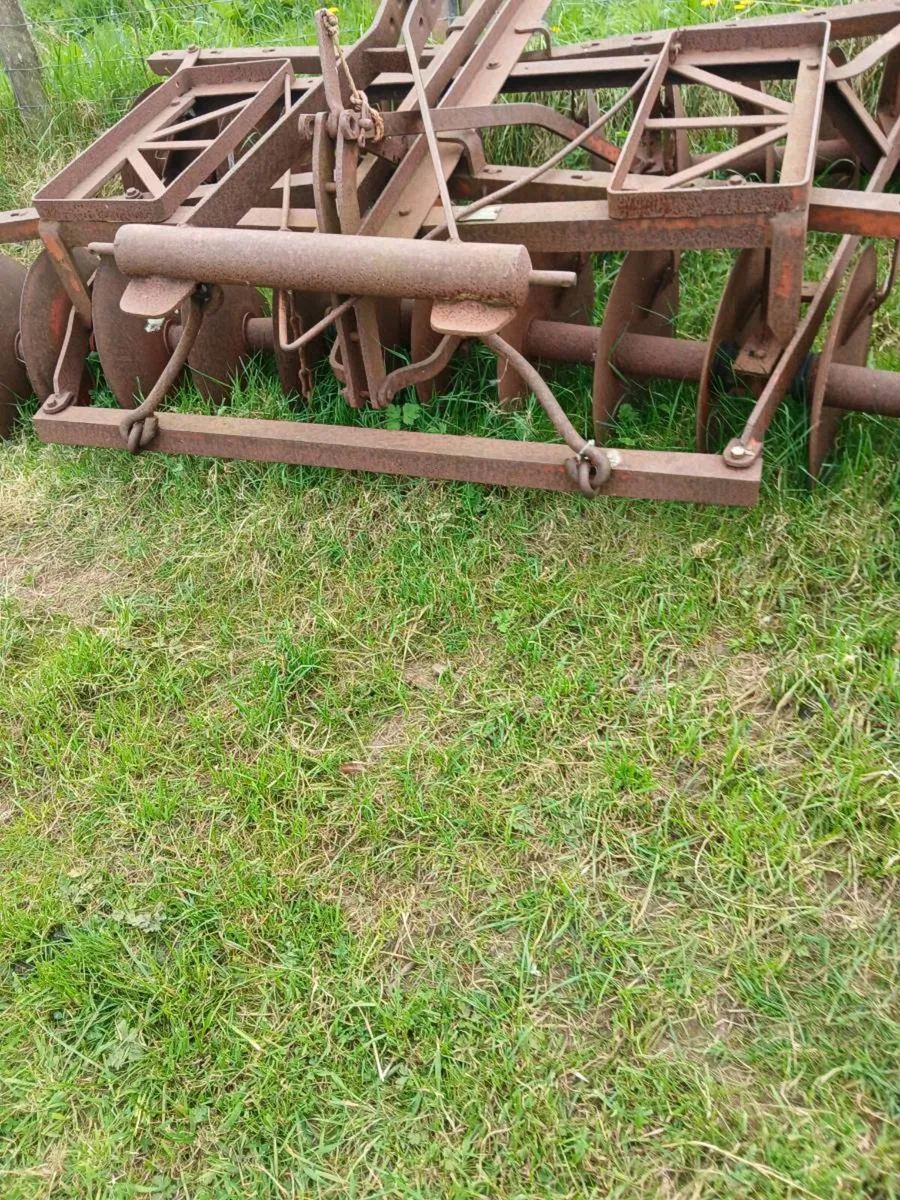 Ploughs - Image 3