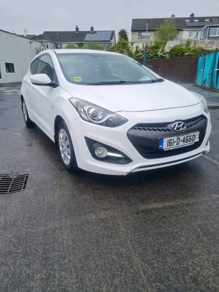 161 hyundi I 30 van - Image 1