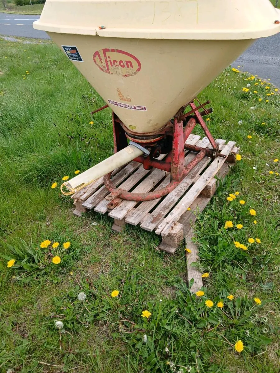 Vicon spreaders - Image 2