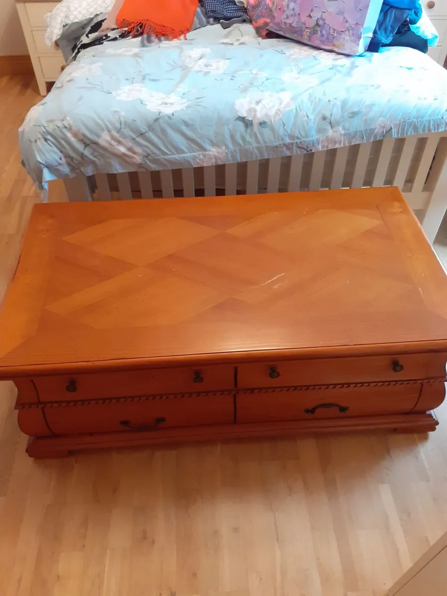 timber coffe table - Image 3