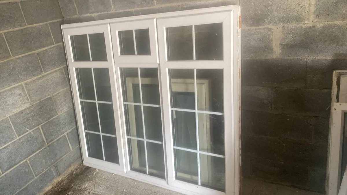 PVC WINDOW GREAT CONDITION