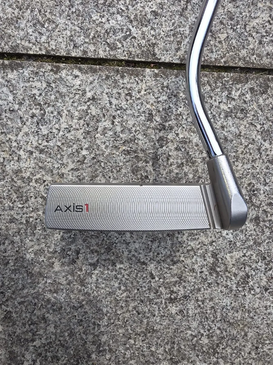 Axis1 Rose Putter – 34” – Excellent Condition - Image 1
