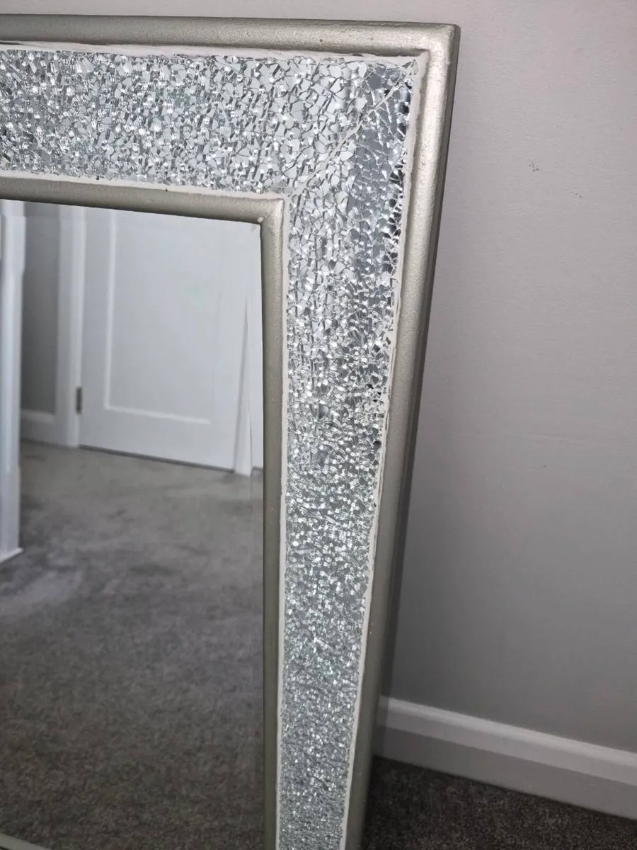 Mirror - Image 1
