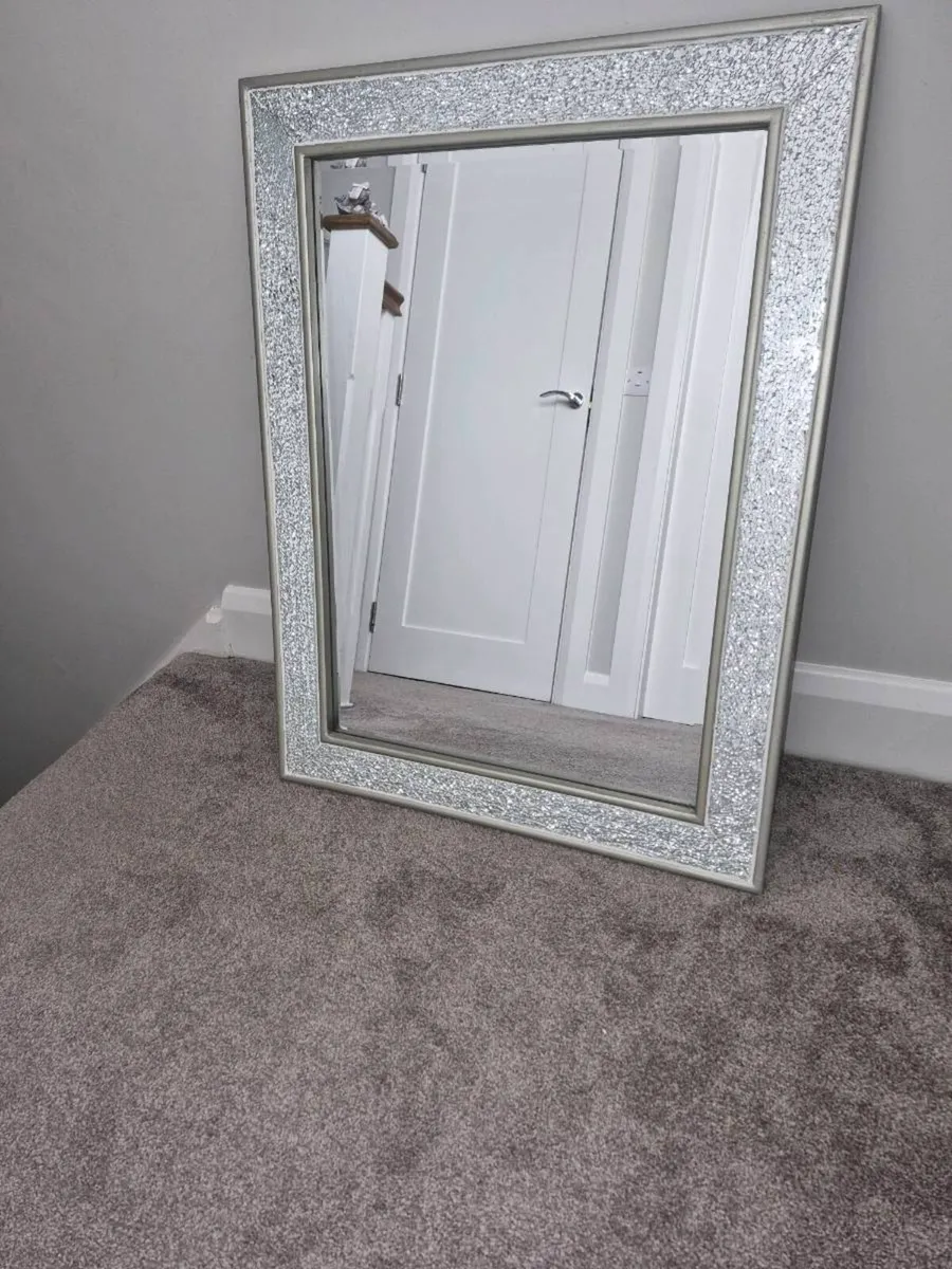Mirror - Image 3