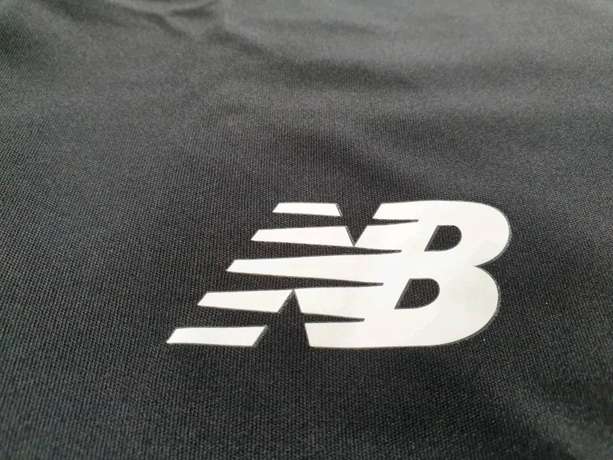 Ireland Football Goalkeeper Jersey 2017 to 2018 - Image 3