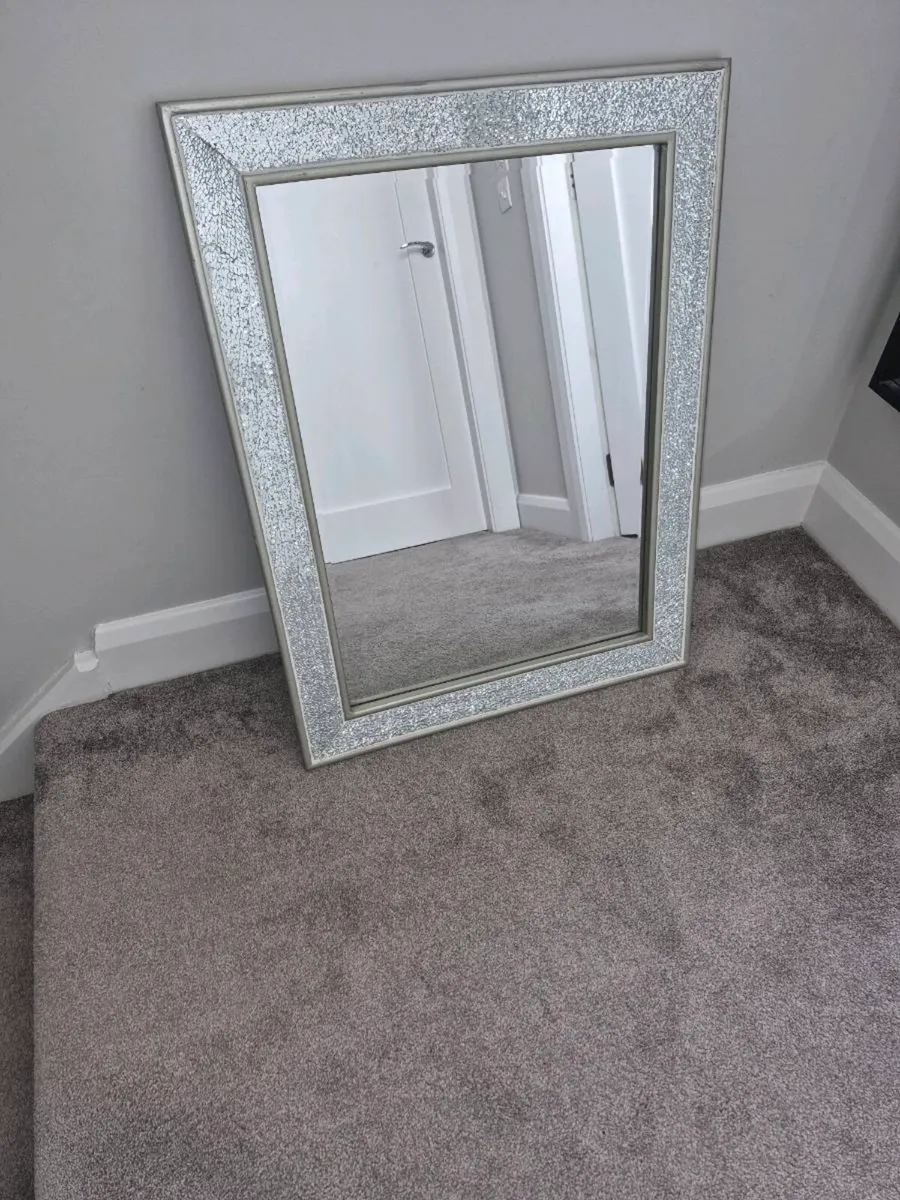 Mirror - Image 4