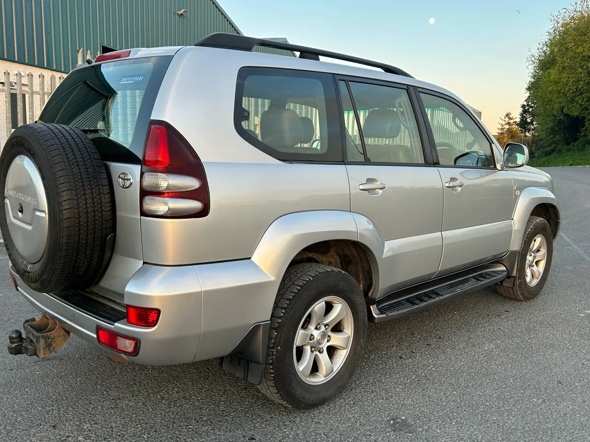 Toyota Landcruiser - Image 3