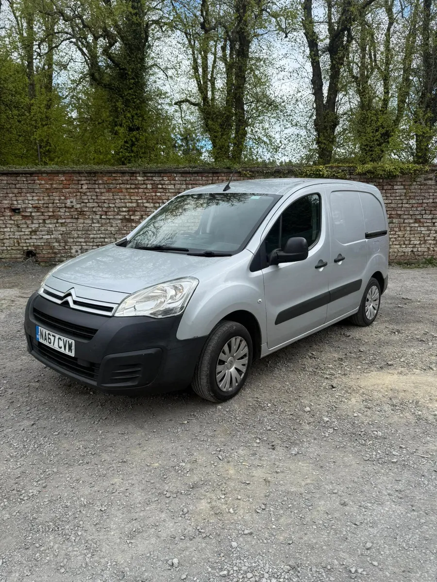 2017 Citroen Berlingo - Image 1