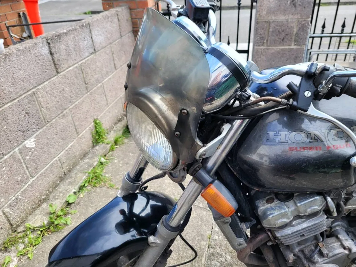 Honda super  four - Image 3