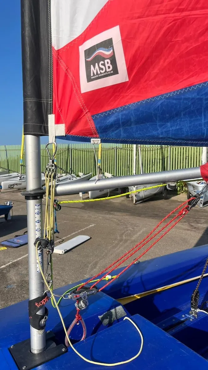 Topper Sailing Dinghy 45671 - Image 3
