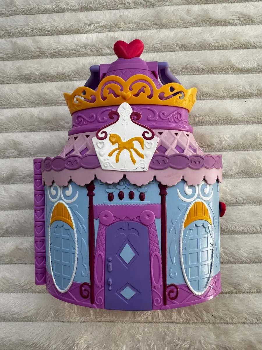 2014 Hasbro My Little Pony MLP - Portable Castle P - Image 1