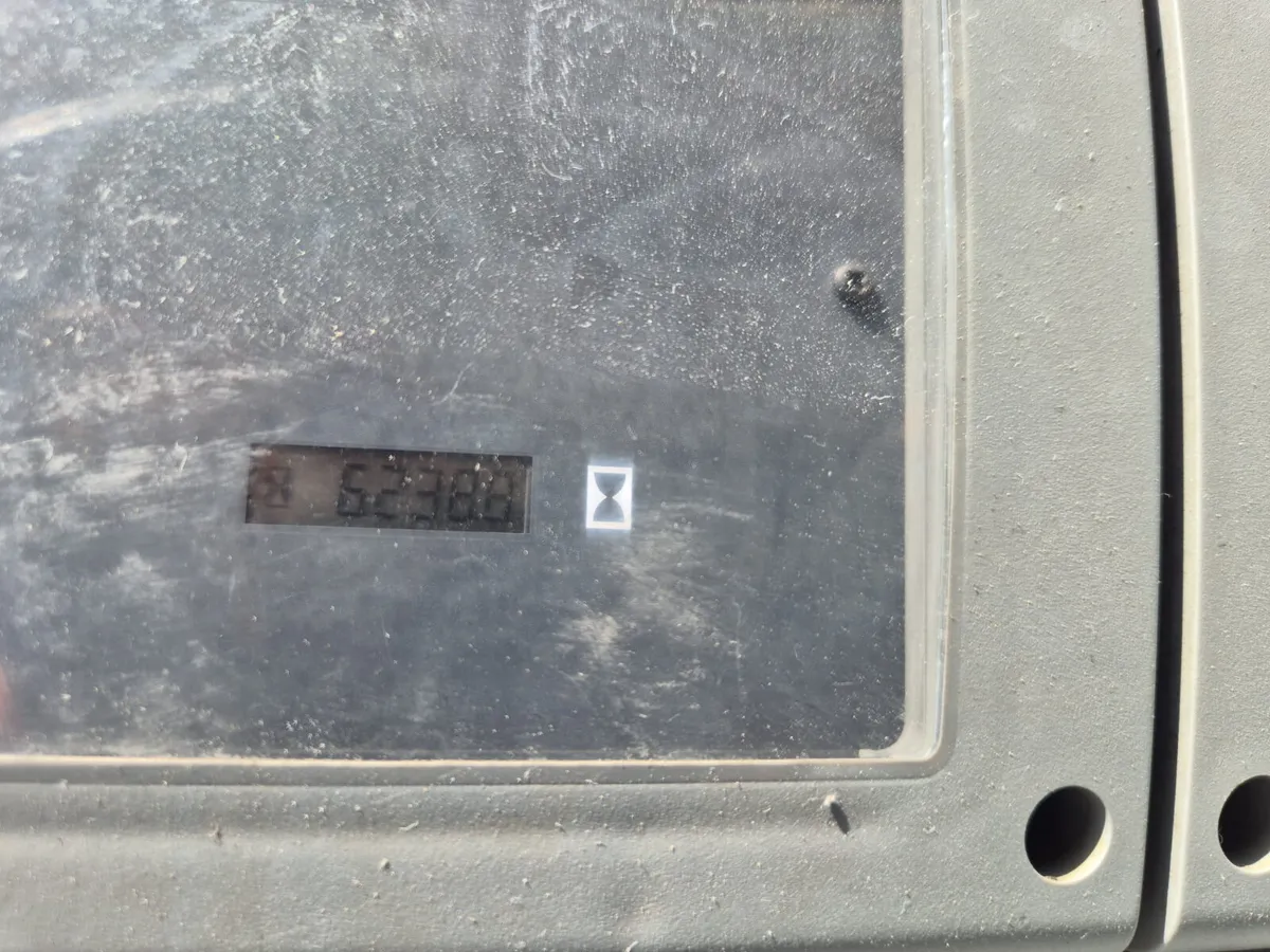 Fermac 860 Digger Loader - Image 2