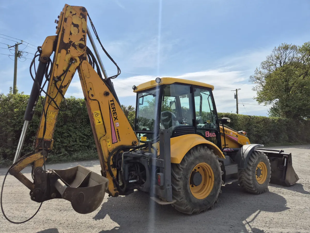 Fermac 860 Digger Loader - Image 4