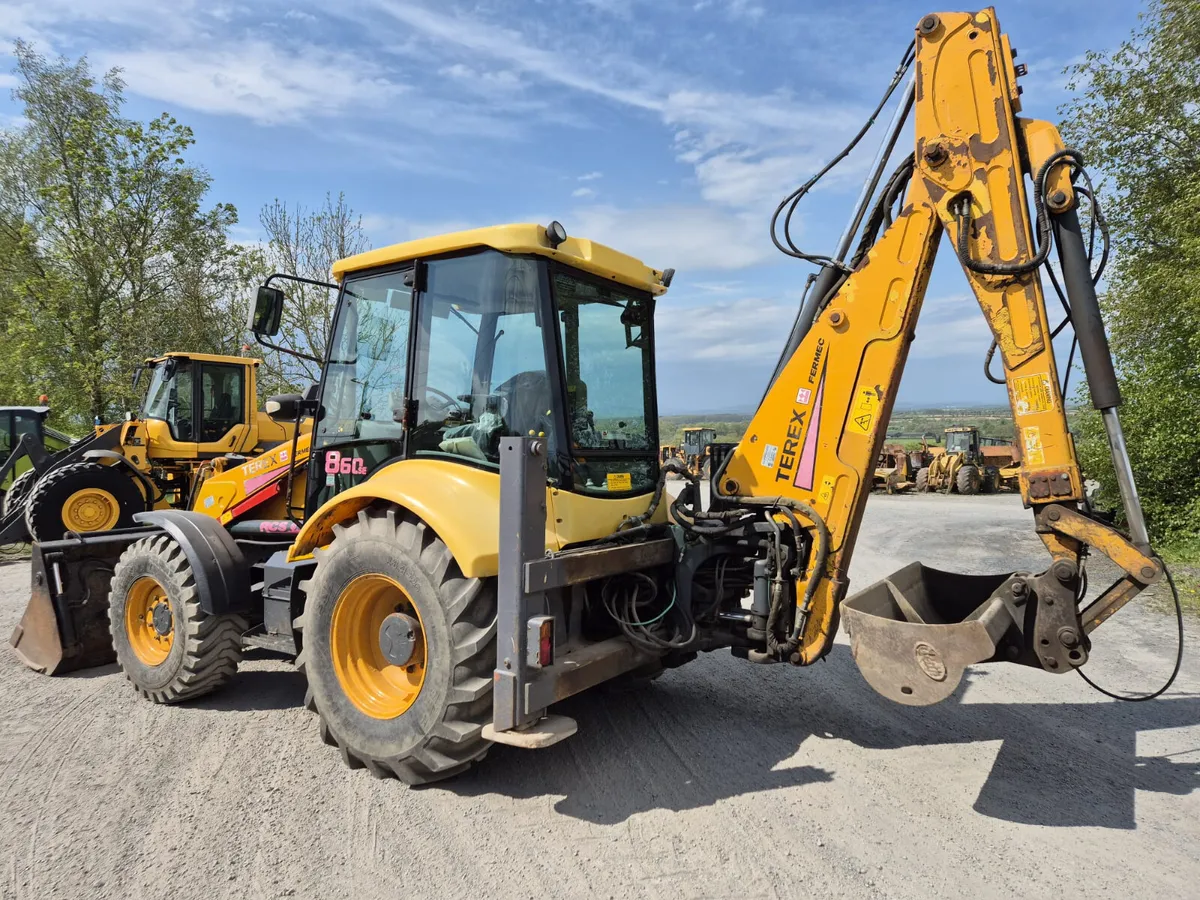 Fermac 860 Digger Loader - Image 3