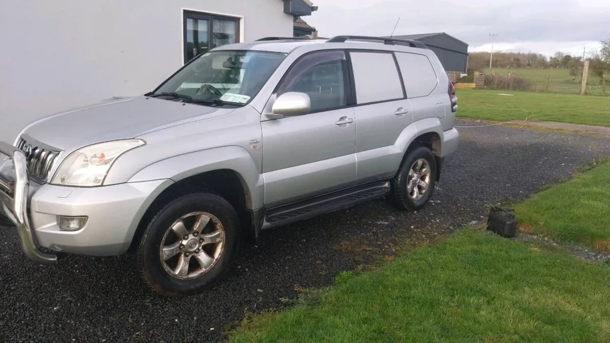2006 Toyota Land Cruiser LWV - Image 1