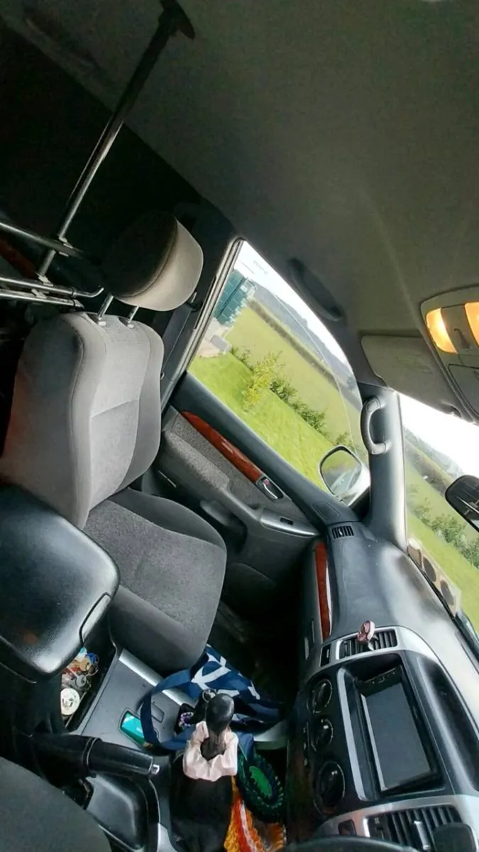 2006 Toyota Land Cruiser LWV - Image 2