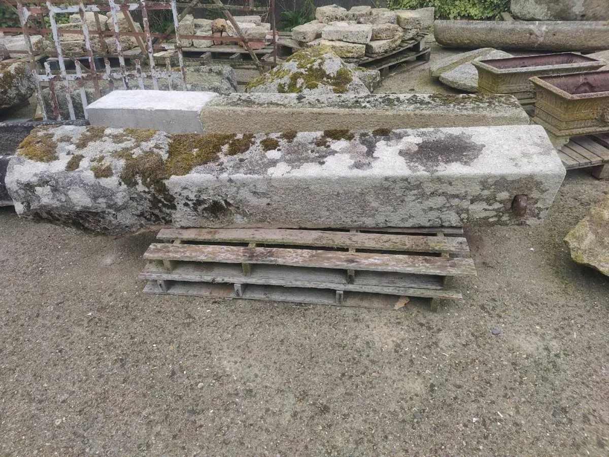 Pair of Granite pillars - Image 4