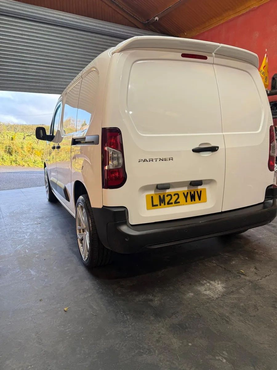 Peugot Partnet 2022 Mint condition - Image 3